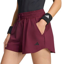 Carregar imatge al visor de la galeria,PANTALONS CURTS DE TENNIS/PÀDEL CLIMACOOL AMB SHORT INTEGRAT