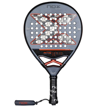 Cargar imagen en el visor de la galería, PALA AT10 LUXURY GENIUS 18K ALUM 2025 AGUSTÍN TAPIA