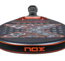 Cargar imagen en el visor de la galería, PALA AT10 LUXURY GENIUS 18K ALUM 2025 AGUSTÍN TAPIA