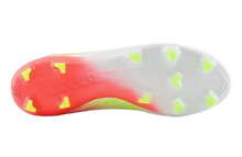 Cargar imagen en el visor de la galería, BOTAS NEW BALANCE FURON PRO FG V8