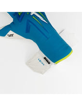 Cargar imagen en el visor de la galería, GUANTES DE PORTERO RINAT ARIES X TURF