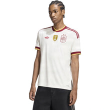 Load image into Gallery viewer, CAMISETA 2ª EQUIPACIÓN ESPAÑA DOS ESTRELLAS+PARCHE CAMPEÓN DEL MUNDO