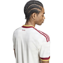 Load image into Gallery viewer, CAMISETA 2ª EQUIPACIÓN ESPAÑA DOS ESTRELLAS+PARCHE CAMPEÓN DEL MUNDO