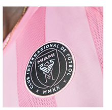 Cargar imagen en el visor de la galería, CAMISETA 1A EQUIPACIÓN INTER MIAMI CF 2025/26