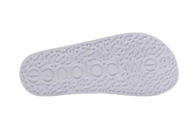 Cargar imagen en el visor de la galería, CHANCLAS NEW BALANCE 50
