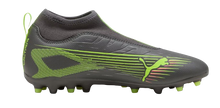 Cargar imagen en el visor de la galería, BOTAS PUMA ULTRA 5 MATCH MG LL JR