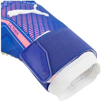 Cargar imagen en el visor de la galería, GUANTES DE PORTERO PUMA ULTRA ULTIMATE HYBRID
