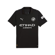 Cargar imagen en el visor de la galería, CAMISETA 2A EQUIPACIÓN MANCHESTER CITY 2025/2026 JR