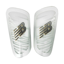 Cargar imagen en el visor de la galería, ESPINILLERAS NEW BALANCE FURON PRO SLIP