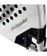Carregar imatge al visor de la galeria,PALA BULLPADEL VERTEX 05 JUAN TELLO 2026