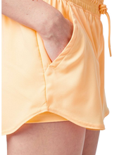 Charger l'image dans la galerie, PANTALÓN CORTO DE TENIS/PADEL CLIMACOOL CON SHORT INTEGRADO - Squaddra