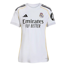 Cargar imagen en el visor de la galería, CAMISETA 1A EQUIPACIÓN REAL MADRID 2025/26 MUJER