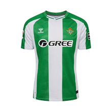 Cargar imagen en el visor de la galería, CAMISETA 1A EQUIPACIÓN REAL BETIS BALÓNPIE 2025/26