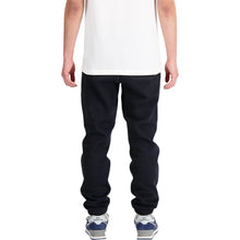 Cargar imagen en el visor de la galería, PANTALON CHANDAL NEW BALANCE
