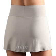 Carregar imatge al visor de la galeria,FALDILLA ENDLESS ALLURE WHITE DELAVE

