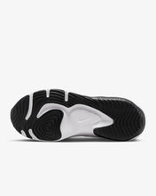 Cargar imagen en el visor de la galería, Nike Legend Essential 3 Next Nature
