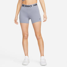 Cargar imagen en el visor de la galería, Nike Pro 5&#39;&#39; de color lila
