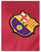 Charger l&#39;image dans la galerie, CAMISETA 1A EQUIPACIÓN FC BARCELONA 2024/25 JR
