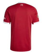 Charger l&#39;image dans la galerie, CAMISETA 1A EQUIPACIÓN LIVERPOOL FC 2025/26
