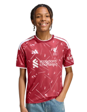 Load image into Gallery viewer, CAMISETA 1A EQUIPACIÓN LIVERPOOL 2026/27 JR

