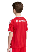 Carregar imatge al visor de la galeria,CAMISETA 1A EQUIPACIÓN FC BAYERN 2026/27 JR
