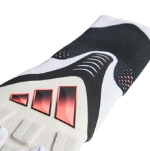 Carregar imatge al visor de la galeria,GUANTES DE PORTERO PREDATOR PRO JR
