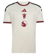 Carregar imatge al visor de la galeria,CAMISETA 3A EQUIPACIÓN MANCHESTER UNITED 2026/27
