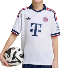 Cargar imagen en el visor de la galería, CAMISETA 2A EQUIPACIÓN FC BAYERN 2026/27 JR
