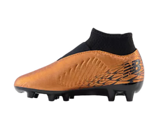 Cargar imagen en el visor de la galería, BOTAS NEW BALANCE TEKELA V4 MAGIQUE JUNIOR FG
