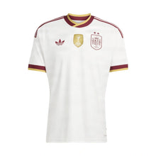 Load image into Gallery viewer, CAMISETA 2ª EQUIPACIÓN ESPAÑA DOS ESTRELLAS+PARCHE CAMPEÓN DEL MUNDO
