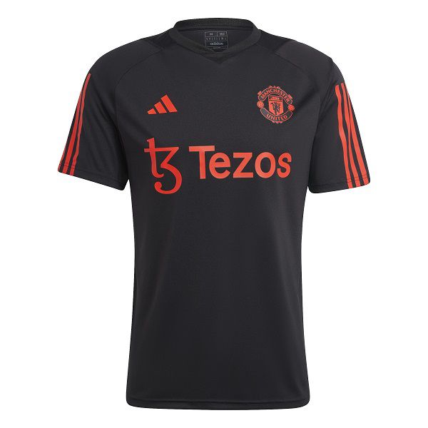 CAMISETA ENTRENAMIENTO MANCHESTER UNITED TIRO 2023/24