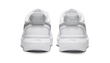 Cargar imagen en el visor de la galería, Nike court w
