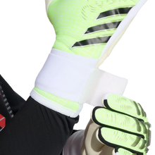 Cargar imagen en el visor de la galería, GUANTES DE PORTERO ADIDAS PREDATOR COMPETITION
