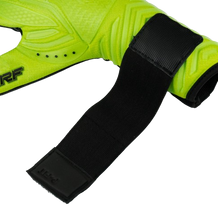Cargar imagen en el visor de la galería, GUANTES DE PORTERO RINAT ARIES NÉMESIS TURF
