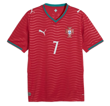 Charger l'image dans la galerie, CAMISETA 1ª EQUIPACIÓN PORTUGAL CRISTIANO RONALDO MUNDIAL 2026 JR
