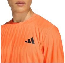 Carregar imatge al visor de la galeria,CAMISETA ADIDAS T FREELIFT TEE - Squaddra
