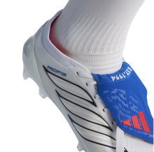 Cargar imagen en el visor de la galería, PREDATOR ELITE FT FG
