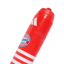 Cargar imagen en el visor de la galería, BOTELLA ADIDAS DEL BAYER DE MUNICH 2025/26 (750ML) - Squaddra
