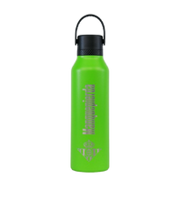 Load image into Gallery viewer, BOTELLAS DE AGUA DE 60cL DEL REAL BETIS BALONPIÉ RUNBOTT
