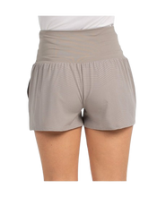 Cargar imagen en el visor de la galería, SHORT BULLPADEL ENEJO HUMO
