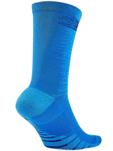 Cargar imagen en el visor de la galería, CALCETINES NIKE SQUAD CREW
