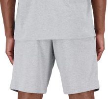 Cargar imagen en el visor de la galería, SHORT NB ESSENTIALS
