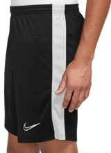 Cargar imagen en el visor de la galería, SHORT NIKE DRI-FIT ACADEMY
