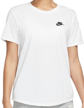 Cargar imagen en el visor de la galería, CAMISETA NIKE SPORTSWEAR ESSENTIALS W
