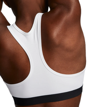 Cargar imagen en el visor de la galería, TOP NIKE SWOOSH
