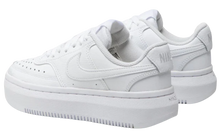 Cargar imagen en el visor de la galería, ZAPATILLAS NIKE COURT W

