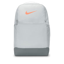 Cargar imagen en el visor de la galería, Mochila Nike Brasilia 9.5
