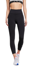 Cargar imagen en el visor de la galería, Leggings Nike Mujer One Crop - Squaddra Street: Tienda de Ropa en Manresa

