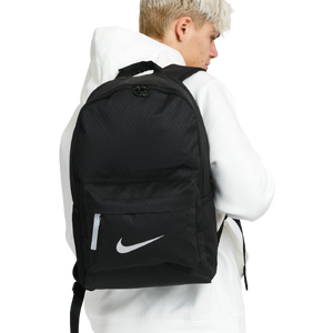 Mochila Sportswear Heritage Negro/plata